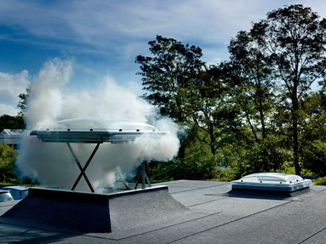 VELUX lanza la primera ventana para cubierta plana con sistema de control de humos y calor