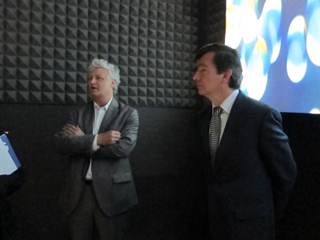 Jesús Hernandez y Carlos Lamela, arquitectos explicando detalles de la reforma