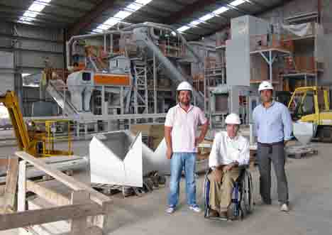 Visita a la nueva planta de tratamiento de residuos electricos E-waste de Canarias