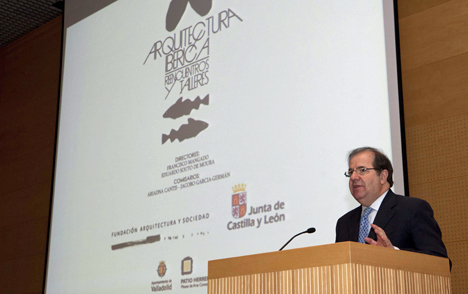 El presidente de la Junta de Castilla y León, Juan Vicente Herrera, en la clauura de los encuentros sobre "Arquitectura Ibérica"
