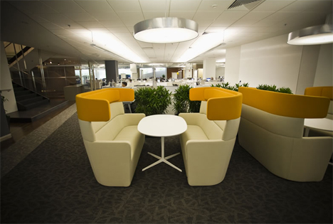 Interior de las oficinas de Autodesk en Singapur galardonada con LEED Platinum y BCA Green Mark Platinum