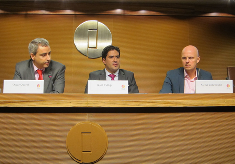 De izquierda a derecha: Oscar Querol, director técnico de AFME, Raúl Calleja, director de MATELEC y Stefan Junestrand, Director General de Grupo Tecma Red, en la rueda de prensa