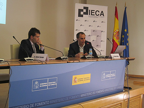 Alejandro López, Responsable Técnico Estructural y Sostenibilidad ANDECE y Alfonso Burón, Arquitecto