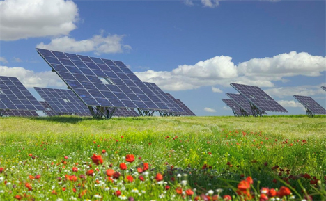 Parque solar fotovoltaico con seguidores MECASOLAR