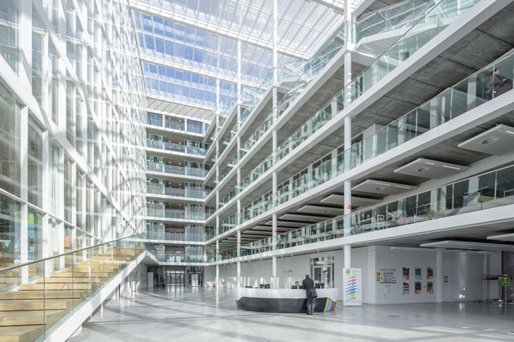 Interior de la sede de la Agencia de Medioambiente en Bruselas.