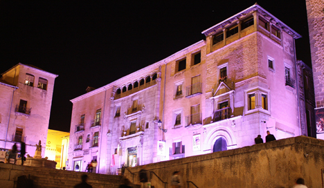  Iluminación arquitectónica de la Plaza de San Martín en Segovia por Lledó