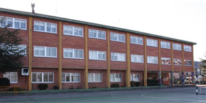 Rehabilitación energética de centros escolares. Estrategias para alcanzar edificios rehabilitados de consumo casi nulo en zonas climáticas C1, C2 y D1