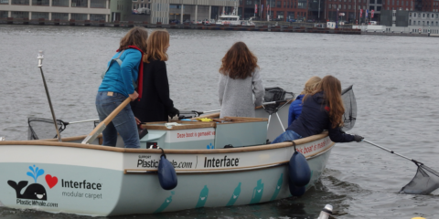 25.000 botellas de Plástico recogidas de Ríos y Canales con el Programa de Preservación Medioambiental