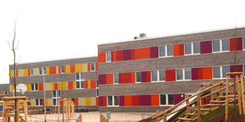 Edificio EECN para Escuela de Primaria de Energía Positiva en Alemania