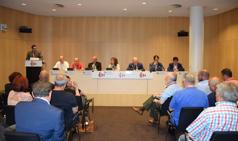 Los máximos representantes de la patronal y los sindicatos de la construcción de Cataluña y del ámbito nacional se han dado cita en Construmat. 