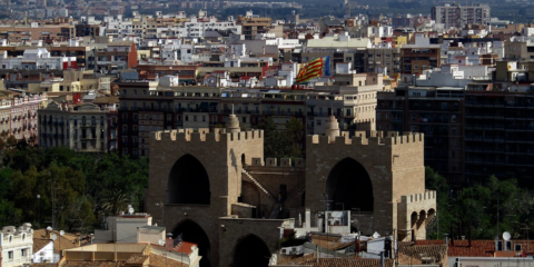 863 familias recibirán Ayudas de la Generalitat para obras de mejora en el interior de las Viviendas del Plan Renhata