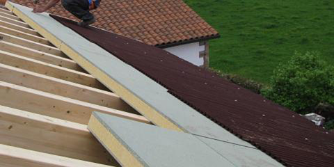 Nuevo Panel Sándwich ONDUTHERM con aislamiento ecológico de Fibra de Madera