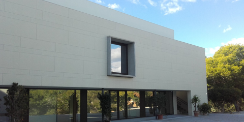 ULMA participa en la Rehabilitación de la Fachada de la casa diocesana de Málaga