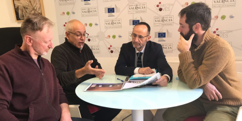 Valencia apoya el proyecto de la construcción de edificios con la reutilización de la paja del arroz