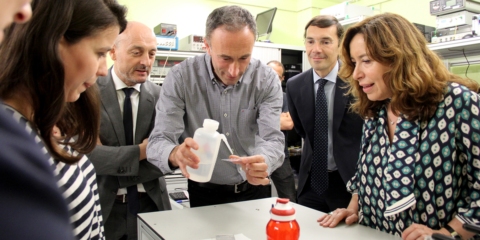 Acuerdo para proyectos de investigación en fotónica para mejorar la sostenibilidad y eficiencia de edificios