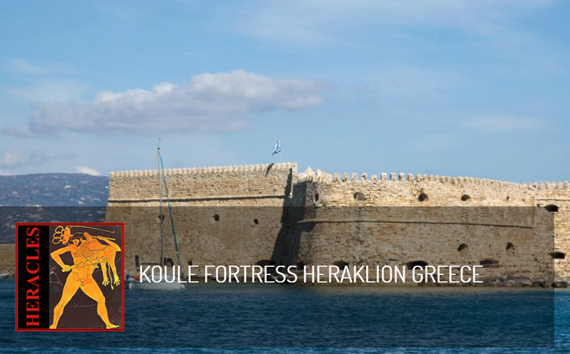 El castillo veneciano de Koules se encuentra a la entrada del antiguo puerto de Heraklion.