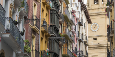 Pamplona destina casi un millón a la rehabilitación integral de edificios en Casco Antiguo y Ensanche