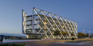 Exterior del edificio Oxxeo