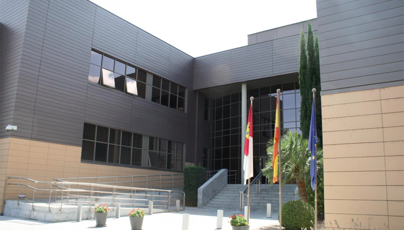 Exterior de la sede del Gobierno de Castilla-La Mancha
