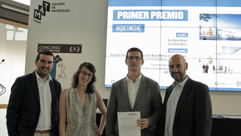 Entrega del Premio a los ganadores del concurso Edificio Zero de KÖMMERLING