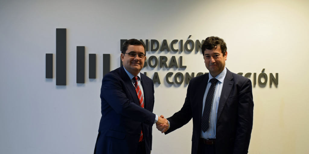 Firma del convenio entre la Fundación Laboral de la Construcción y la Asociación Española de Fabricantes de Fachadas Ligeras y Ventanas (Asefave)