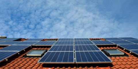 Madrid presenta unas ordenanzas fiscales verdes para promover la energía solar en edificios y la movilidad sostenible