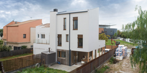 House Habitat construye una vivienda de madera obteniendo gran aislamiento térmico y calidad del aire interior