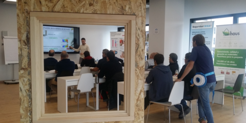 El Servicio Navarro de Empleo financia la formación en EECN para los profesionales de la madera