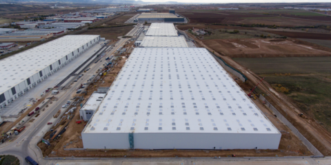 UPC y Montepino inician un proyecto para impulsar la optimización y el ahorro energético de naves logísticas