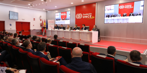 ONCE y Fundación Mutua de Propietarios lanzan una guía para solucionar los problemas de accesibilidad