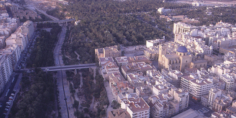 Inician las obras de rehabilitación energética de las viviendas públicas de Los Palmerales de Elche