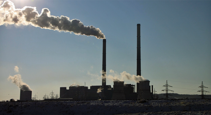 Generación de emisiones de una fábrica
