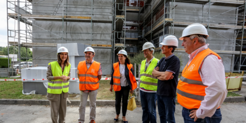 Comienzan las actuaciones de aislamiento en la fachada del centro coruñés CEIP da Ramallosa