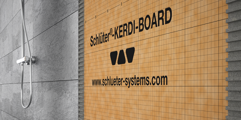 Confort y seguridad con los sistemas de baño sin barreras de Schlüter-Systems