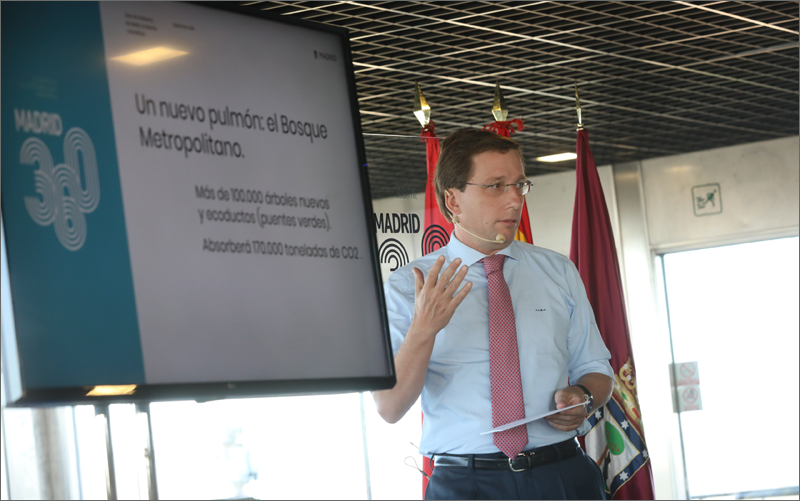 El alcalde de Madrid, José Luis Martínez-Almeida, durante la presentación de la Estrategia el pasado 30 de septiembre.