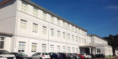 Galicia licita por más de 700 mil euros las obras de mejora de aislamiento térmico en un centro educativo de Xove, Lugo