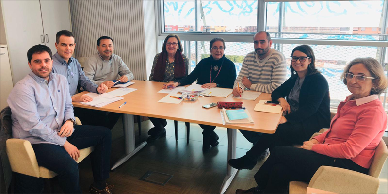 El Ayuntamiento de Gandía reunido con la directora general d'Habitatge, Elena Azcárraga y los técnicos para tratar el tema de la ARRU del Raval.