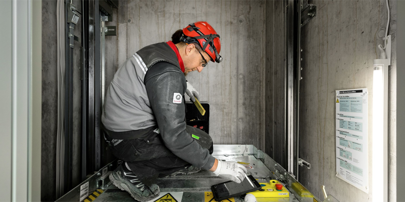 Imitación Dependencia nacido El mantenimiento preventivo y correctivo de ascensores de Schindler  garantiza la seguridad durante la crisis del COVID-19 • CONSTRUIBLE