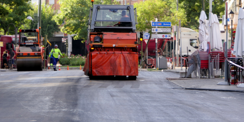 Móstoles pavimentará calles con caucho reciclado para preservar el medioambiente