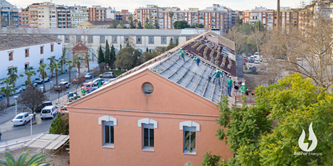 La rehabilitación energética de la cubierta de un centro de salud en Valencia cuenta con el sistema integral de Onduline