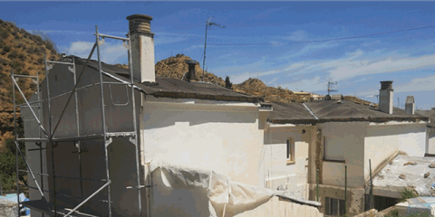 Se reanuda la rehabilitación energética de 59 viviendas en Guadix y Cortes y Graena