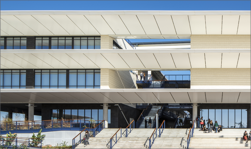 El campus cuenta con una elevada calidad del aire interior