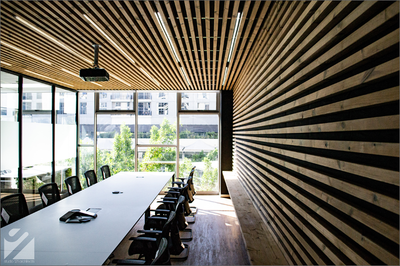 listones de Lunawood para espacios interiores