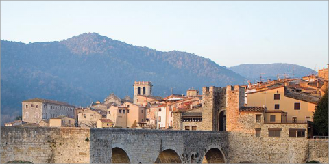 La Garrotxa implanta un programa de asesoramiento gratuito para obras de rehabilitación energética