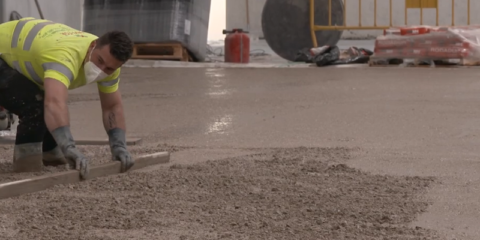 Solera en nave industrial DryLock-Segovia con MasterFiber 235 SPA