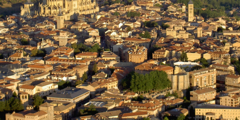 Nuevas ayudas para realizar la ITE y el certificado de eficiencia energética de edificios en Segovia