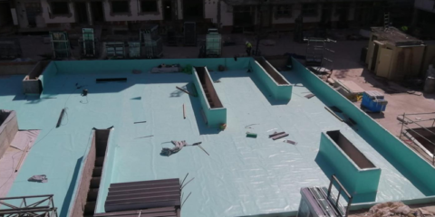 Impermeabilización de una cubierta de un edificio con la geomembrana Flagon Geop de Soprema