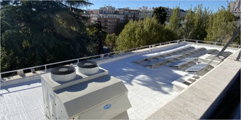 Soluciones de cool roof de CleverGreen en edificios diplomáticos