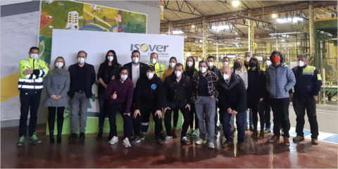 El proyecto de FP Dual de Isover apuesta por la profesionalización del sector industrial