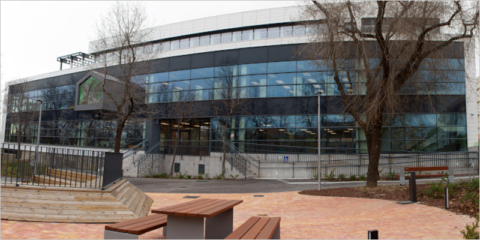 Inaugurada la Biblioteca Pública Municipal de San Fermín, un ECCN en el distrito madrileño de Usera